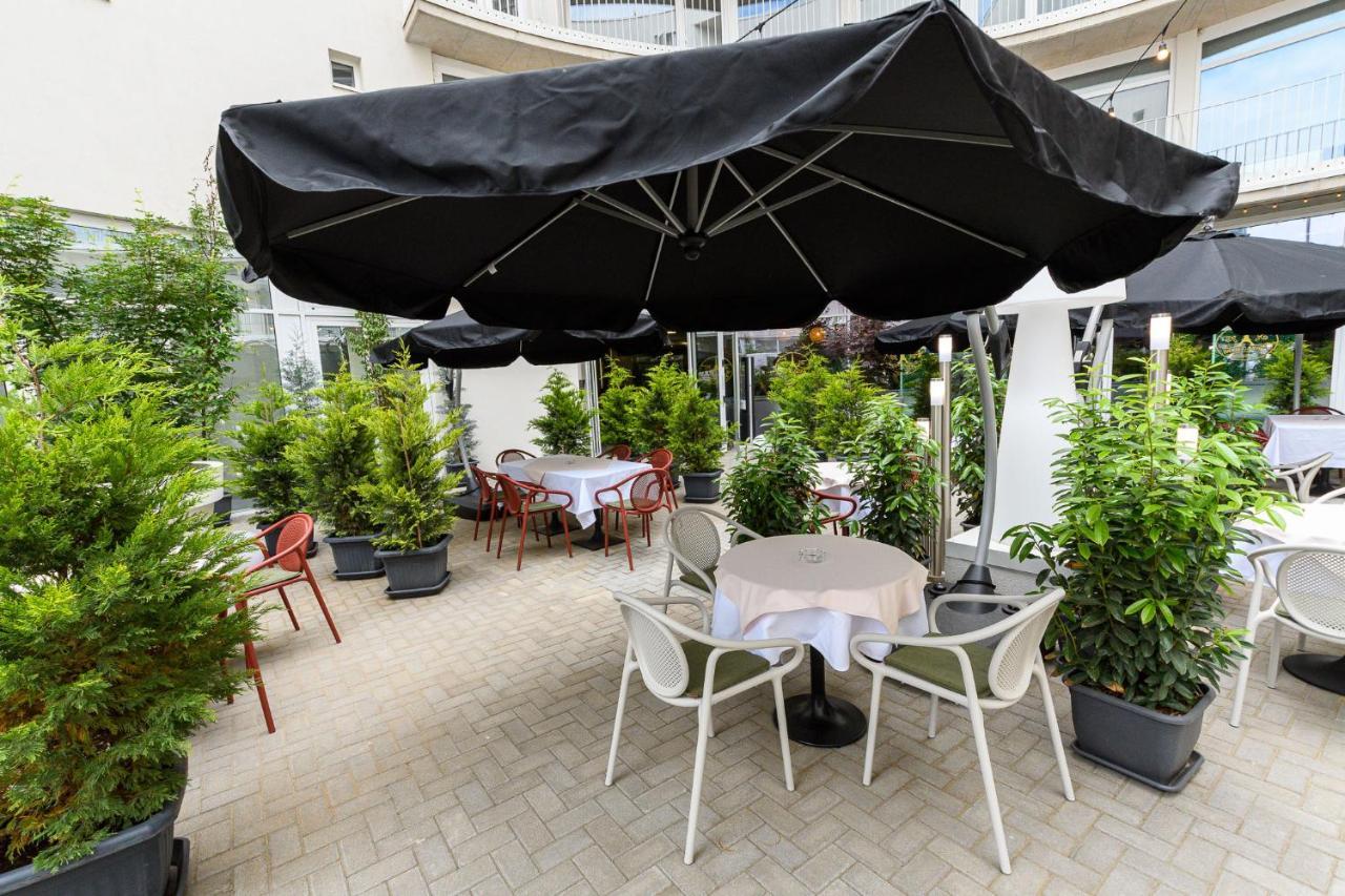Párizs Garden Hotel Debrecen Exterior foto